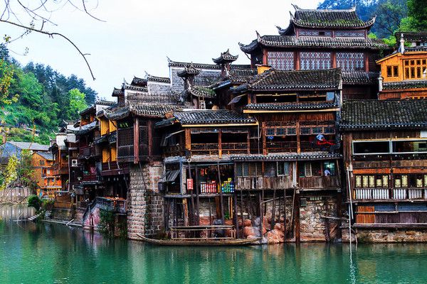 鳳凰古城回龍閣吊腳樓群,鳳凰古城吊腳樓客棧-