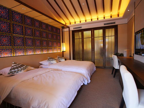 麗江彩云間精品客棧 民族特色店