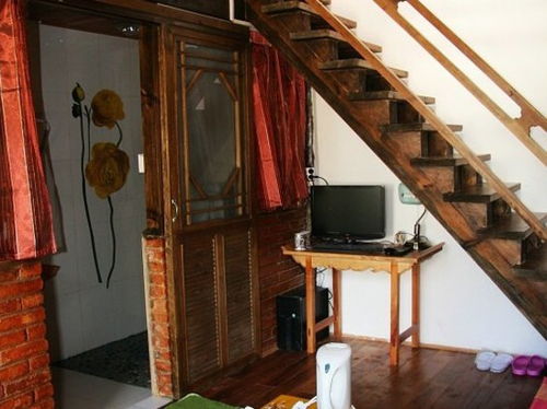 麗江古城摩娜家客棧