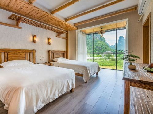 陽(yáng)朔江畔書童客棧信息指南